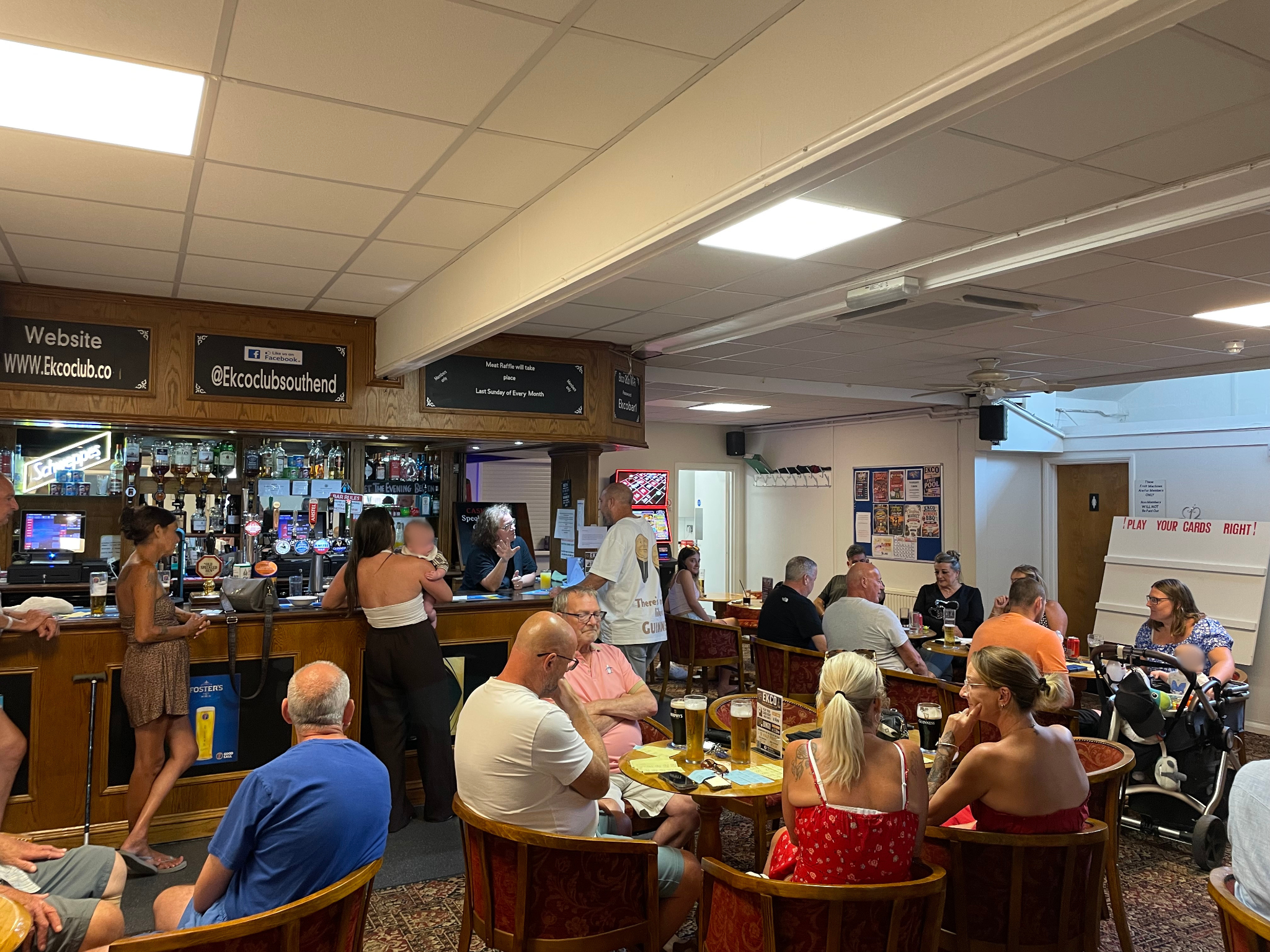 Classic and spacious club bar