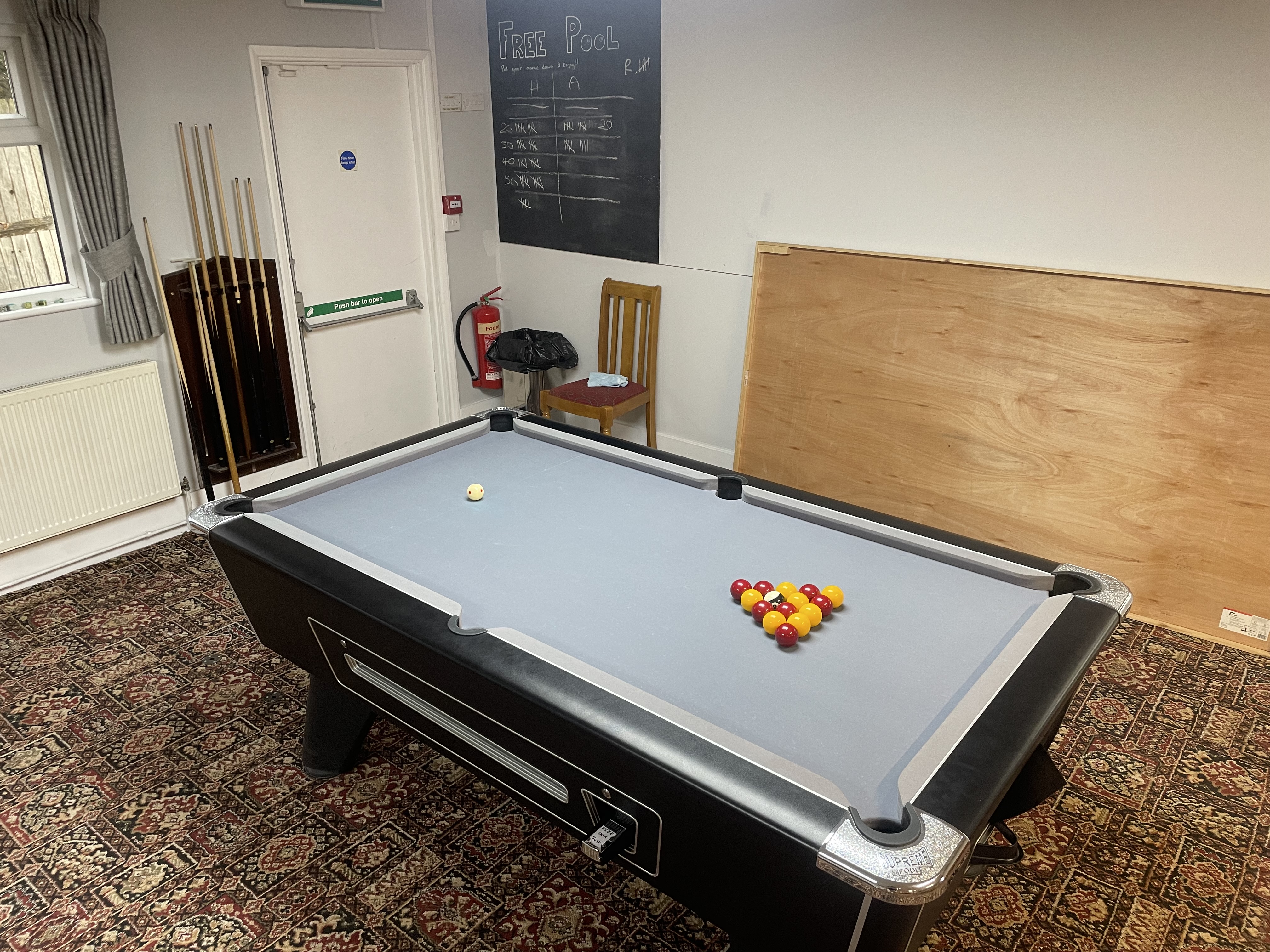 British pool table